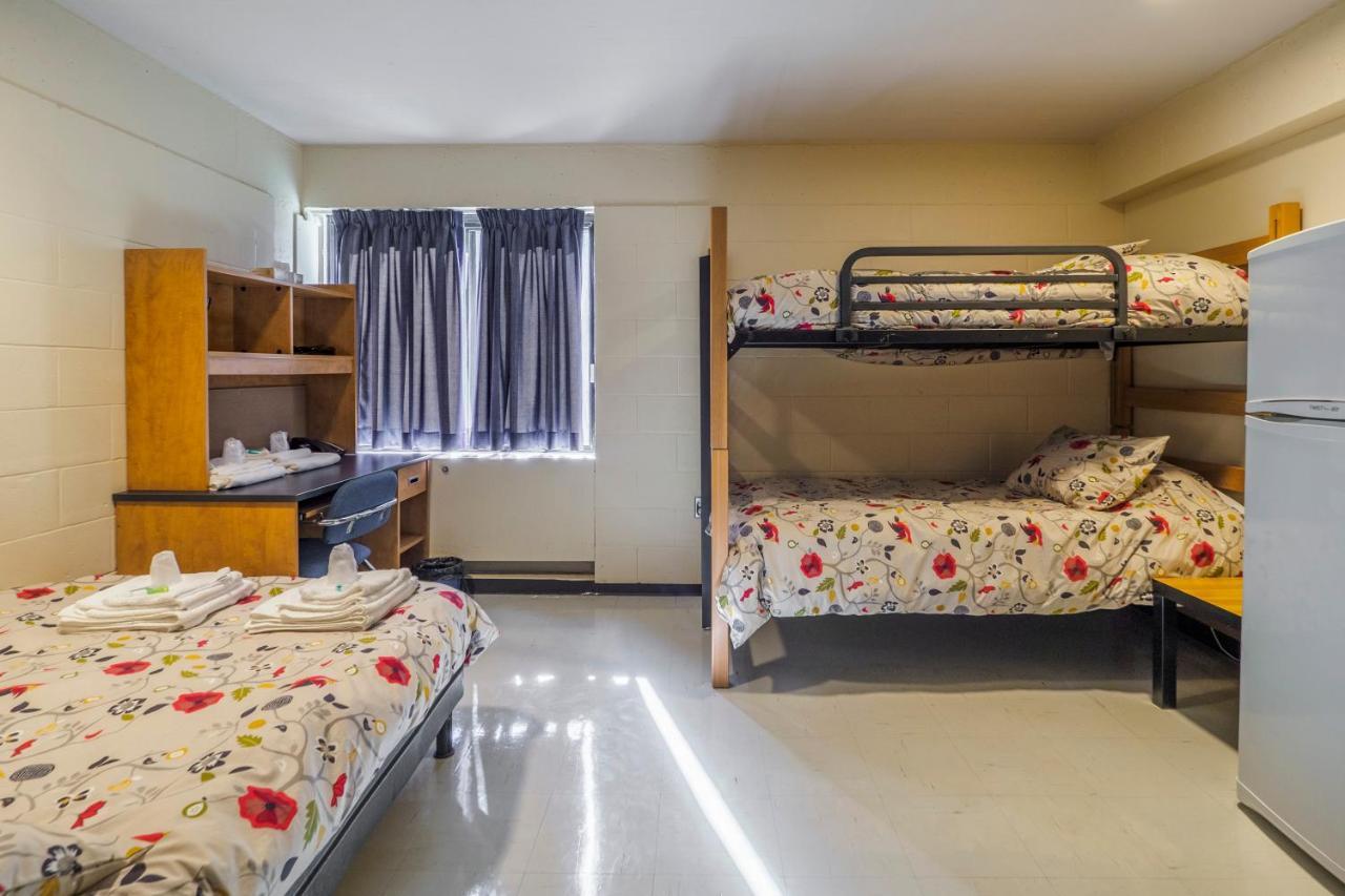 Au Campus Hotel แชร์บูร์ก ภายนอก รูปภาพ