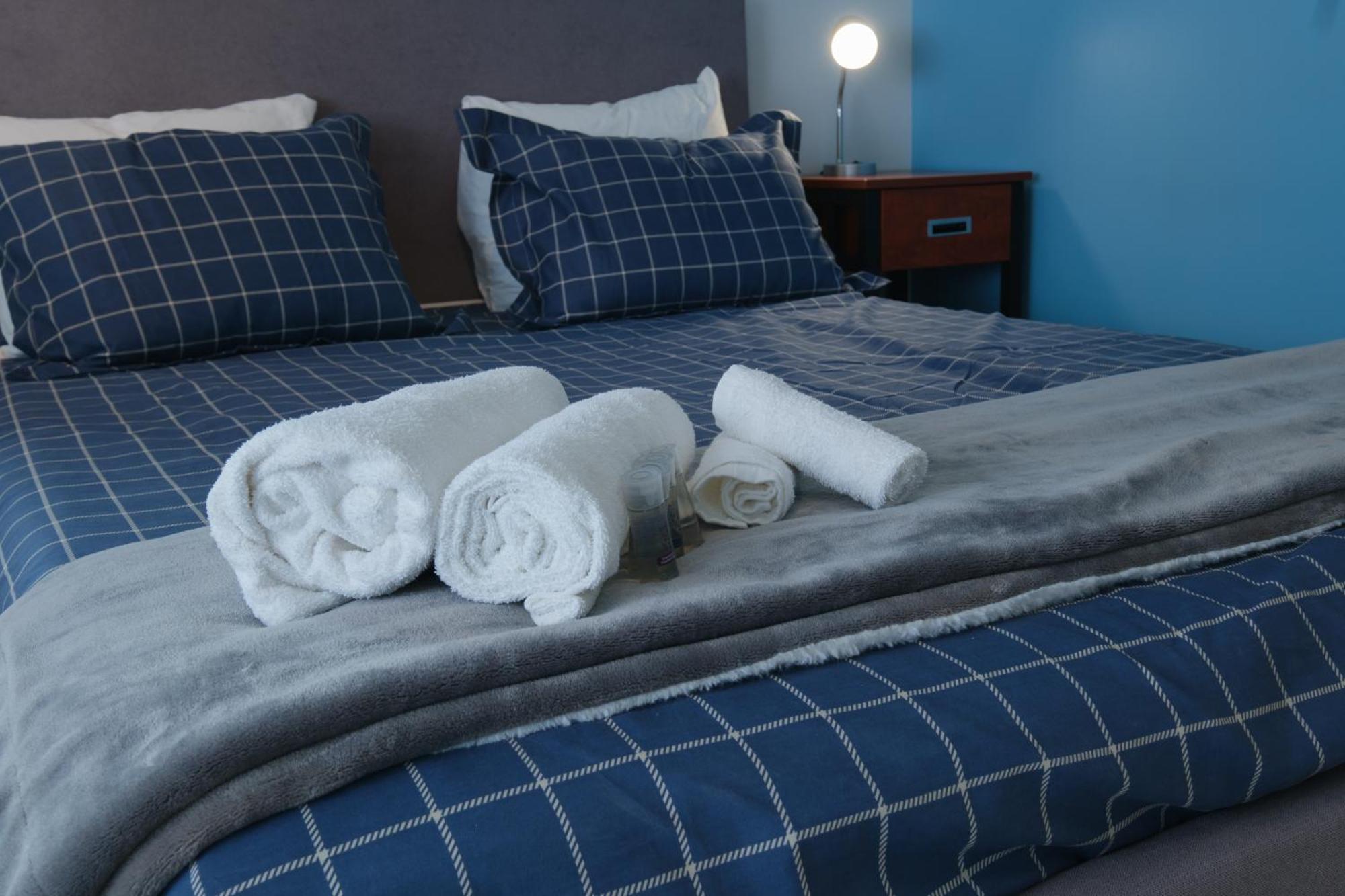 Au Campus Hotel แชร์บูร์ก ภายนอก รูปภาพ